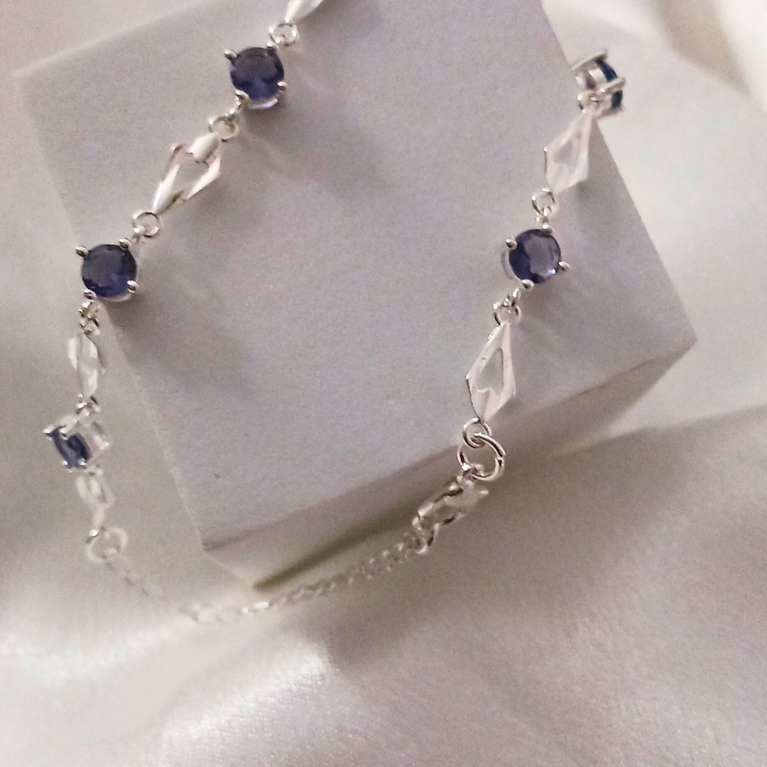 Meet Harmony Bracelet